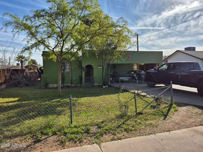 property at 1423 E Virginia Ave