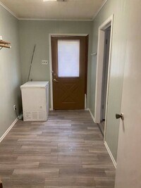 105 Simon Latour Rd photo'