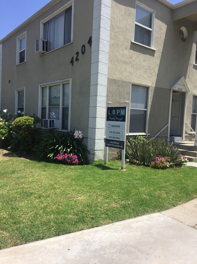 4206 Los Feliz Blvd Apartments and Nearby Los Angeles Apartments For