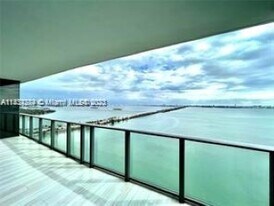 3131 NE 7th Ave, Unit 3003 in Miami, FL - Building Photo