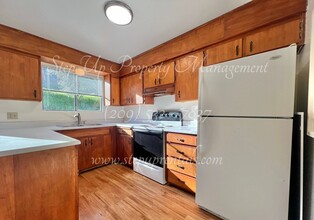 8541 Wilcox Ranch Rd in Sonora, CA - Foto de edificio - Building Photo