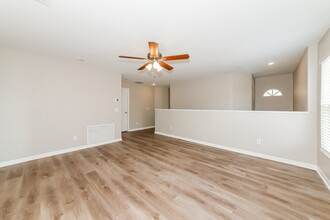 11778 Tempest Harbor Loop in Venice, FL - Building Photo - Building Photo
