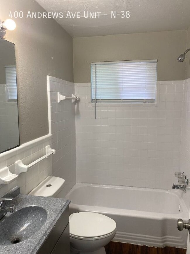 400 Andrews Ave-Unit -N-38 in Dallas, TX - Building Photo - Building Photo