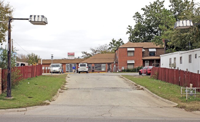 900 N Ann Arbor Ave in Oklahoma City, OK - Building Photo - Building Photo