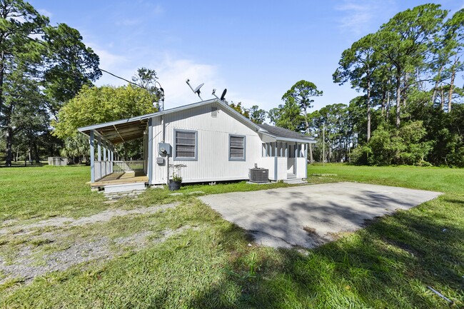 135 Mccallman Rd in Jacksonville, FL - Building Photo - Building Photo