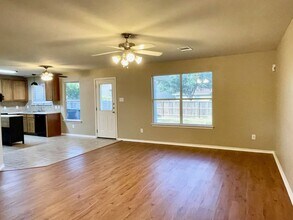 145 Pinto Pl in Cibolo, TX - Building Photo - Building Photo