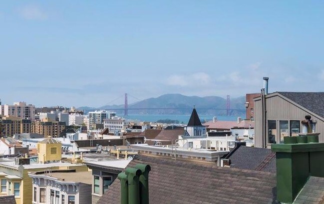 1155 Leavenworth St, Unit 1 in San Francisco, CA - Foto de edificio - Building Photo
