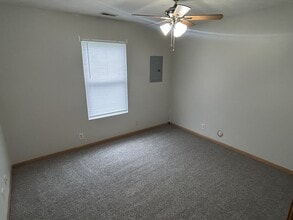 2910 N 42nd St in Lincoln, NE - Building Photo - Building Photo