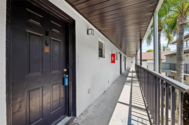 1264 E 113th Ave in Tampa, FL - Building Photo - Building Photo
