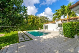 70 NE 99th St in Miami Shores, FL - Building Photo - Building Photo