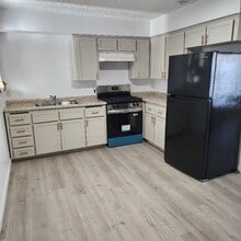 2458 S Backer Ave in Fresno, CA - Foto de edificio - Building Photo