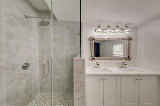 3911 Winnie St in Galveston, TX - Building Photo - Building Photo