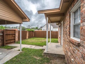 509 S Hastings St in Irving, TX - Building Photo - Building Photo