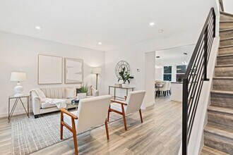 68 Farragut Pl NW in Washington, DC - Building Photo - Building Photo