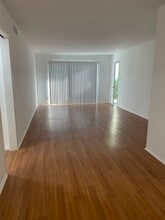 1520 Venice Blvd, Unit 1 in Los Angeles, CA - Building Photo - Building Photo
