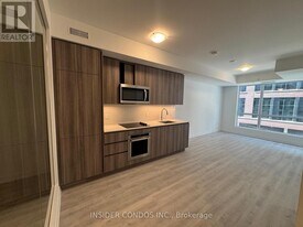 15 Richardson St in Toronto, ON - Building Photo