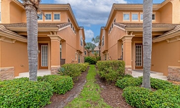 5519 Napa Dr in Sarasota, FL - Building Photo - Building Photo