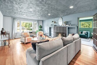 26 Pearsall Pl in Bridgeport, CT - Building Photo - Building Photo