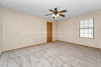 3348 S Doris Ct in Springfield, MO - Building Photo - Building Photo