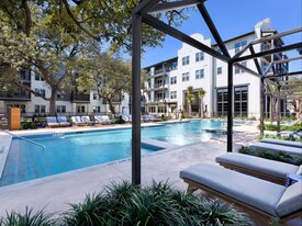 AMLI Lakeline Apartments