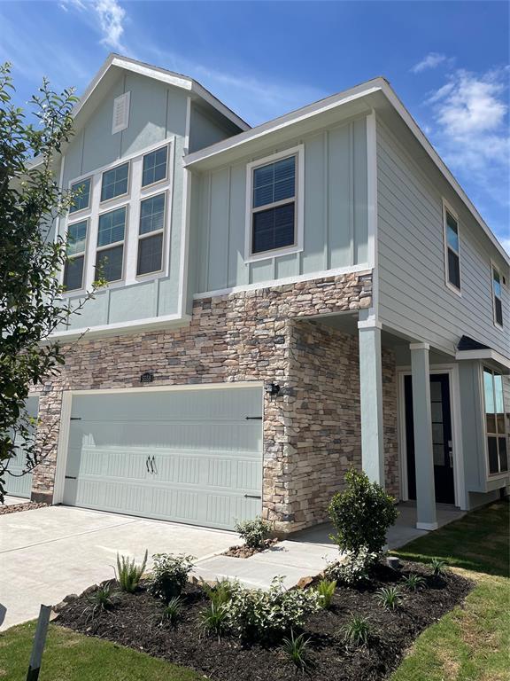 property at 5558 Amber Brook Ln