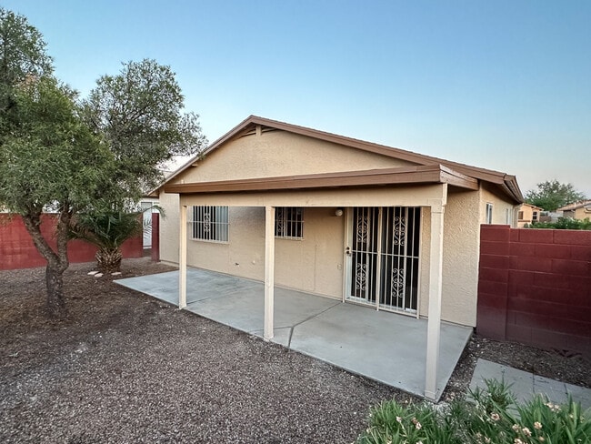 3578 W Ethan Crossing Ln in Tucson, AZ - Building Photo - Building Photo