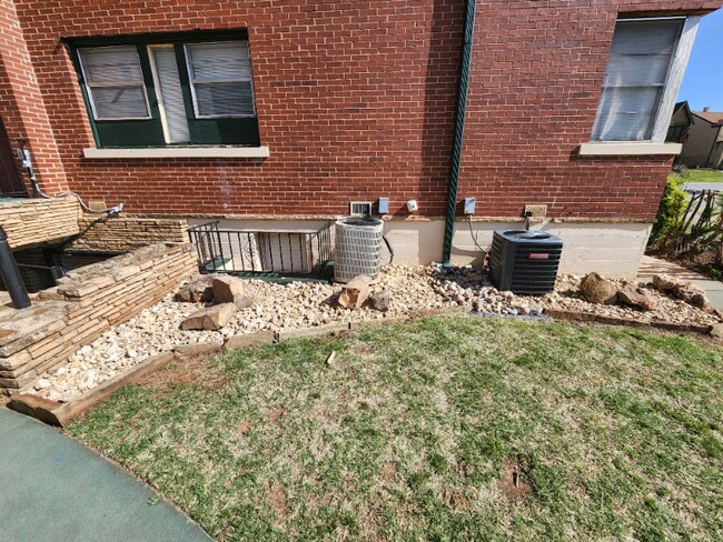 3019 N Lee Ave, Unit 7 in Oklahoma City, OK - Building Photo - Building Photo