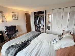 94 Beacon St, Unit 58 in Somerville, MA - Foto de edificio - Building Photo