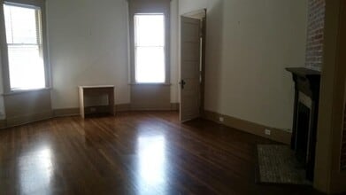 37 S McLean Blvd, Unit 3 in Memphis, TN - Building Photo - Building Photo