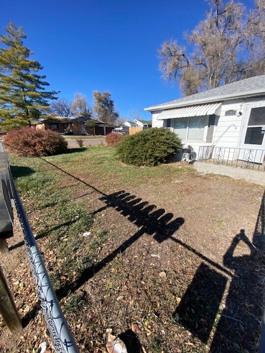 7205 W 12th Ave in Lakewood, CO - Building Photo