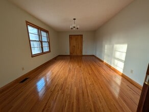 805 Edgewood Rd in Bessemer City, NC - Building Photo - Building Photo