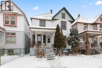 722 Dougall Ave in Windsor, ON - Building Photo - Building Photo