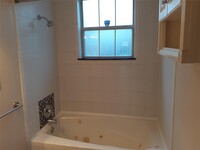 1020 Crocker St photo'