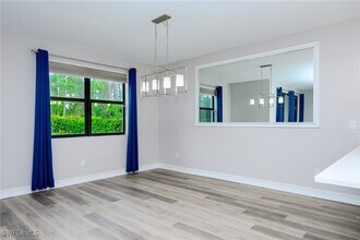 7320 Rockefeller Dr in Naples, FL - Building Photo - Building Photo