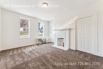 802 Zimmerman St in Jeannette, PA - Building Photo - Building Photo