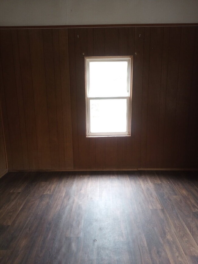 215 Price St in Laurens, SC - Building Photo - Building Photo