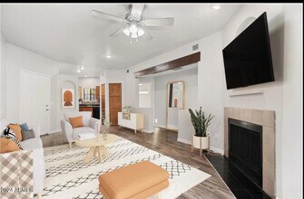 9259 E Raintree Dr, Unit 2 in Scottsdale, AZ - Building Photo - Building Photo