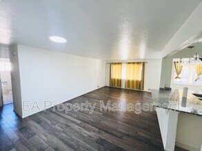 1208 Alcazar St NE in Albuquerque, NM - Building Photo - Building Photo