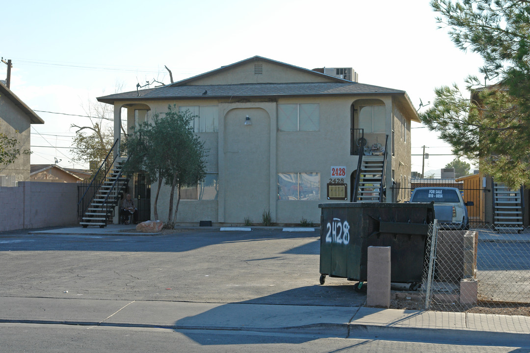 Arrowhead Acres in North Las Vegas, NV - Building Photo