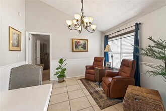 3242 Laurel Dale Dr in Tampa, FL - Building Photo - Building Photo