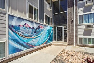 Autumn Lane Apartments in Colorado Springs, CO - Foto de edificio - Building Photo
