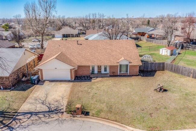 property at 605 Palo Verde Ct