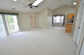 2227 Waterleaf Ct, Unit 201 in Naperville, IL - Building Photo - Building Photo