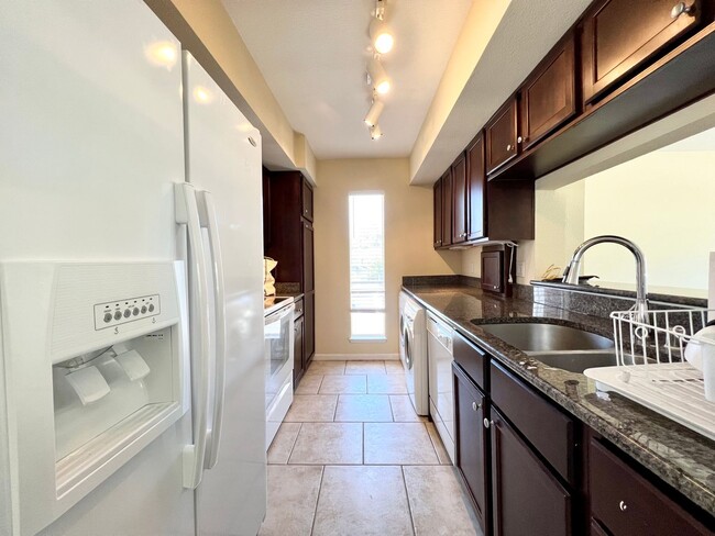 2838 Geary Pl in Las Vegas, NV - Building Photo - Building Photo