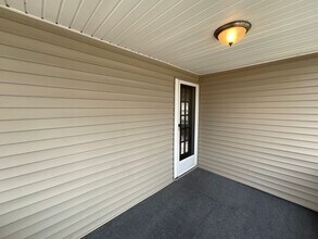 19824 Pasnow Ave in Euclid, OH - Building Photo - Building Photo