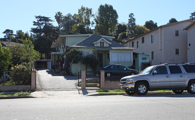 6180 Mesa Ave in Los Angeles, CA - Foto de edificio - Building Photo