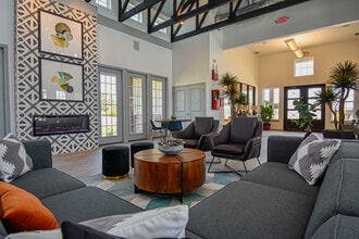 19West in Lubbock, TX - Foto de edificio - Building Photo