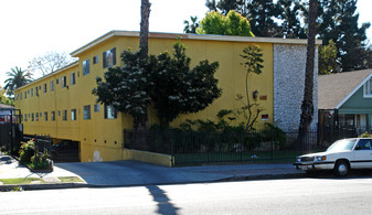 608 Los Robles Ave Apartments