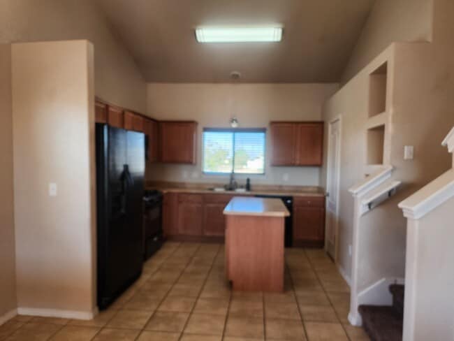 4009 Monte Sombra Ave in Las Cruces, NM - Building Photo - Building Photo