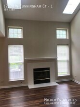 17128 W Cunningham Ct in Libertyville, IL - Building Photo - Building Photo